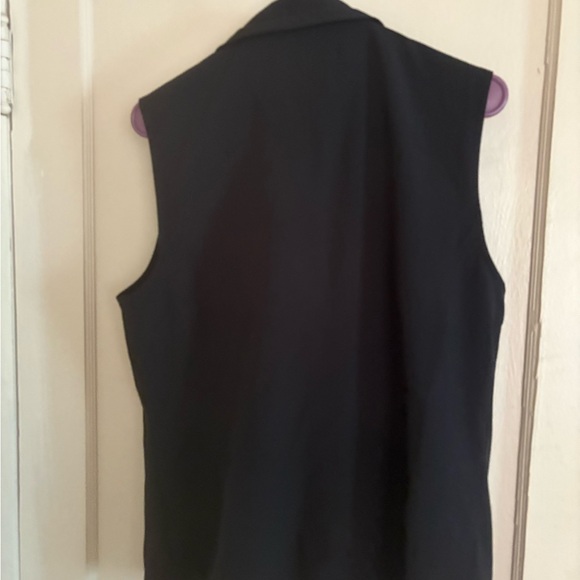 Zenergy Black Vest for Women - Picture 5 of 5